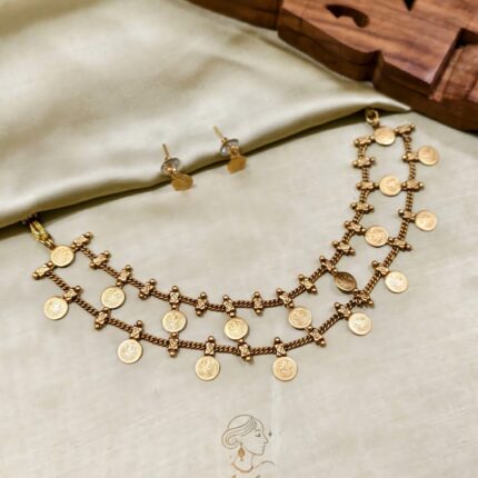 Double layer coin necklace